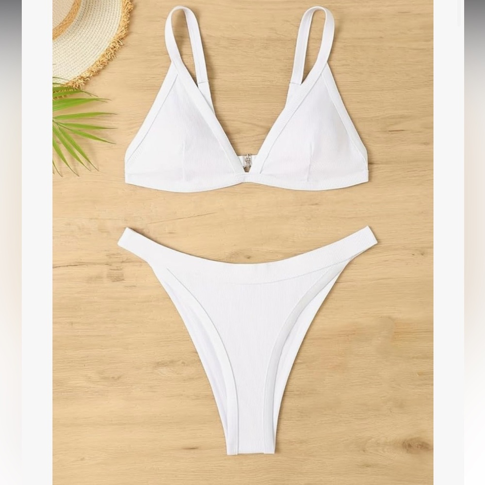 WDIRARA Women's 2 Piece white Ribbed Knit Textured High Cut Bikini Bathing Suit